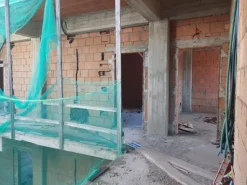 #2537908 Palazzina uffici grezza con pertinenze