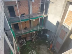 #2537908 Palazzina uffici grezza con pertinenze