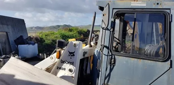 3#3901 Pale gommate Hanomag e Bobcat