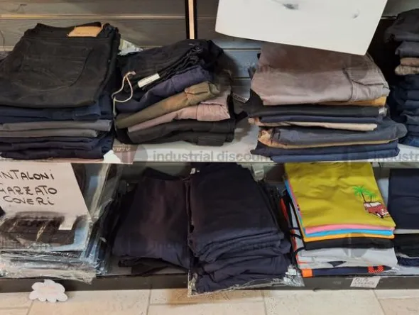 2#8933 Pantaloni e Jeans