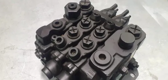 PARKER L90LS directional control valve
