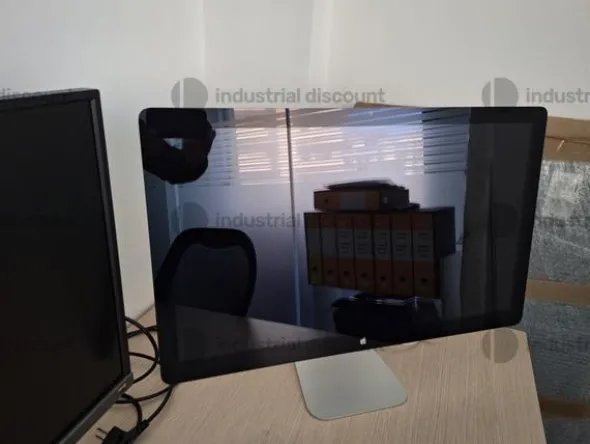 6#9178 Pc Mac Monitor BenqTV color LG50"