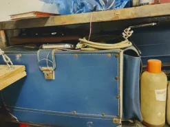 per cessata attivita offresi attrezzature e materiali