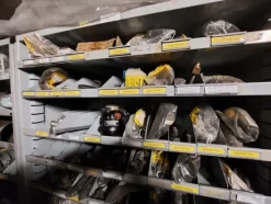 1#6777 Pezzi di ricambio di parti meccaniche e carrozzeria di autoveicoli Man