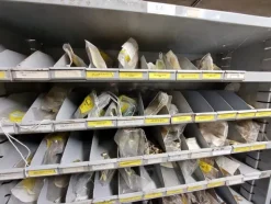 1#6777 Pezzi di ricambio di parti meccaniche e carrozzeria di autoveicoli Man