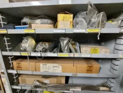 1#6777 Pezzi di ricambio di parti meccaniche e carrozzeria di autoveicoli Man