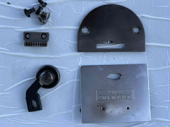PFAFF System 134 Placche, griffa e rotella 14911