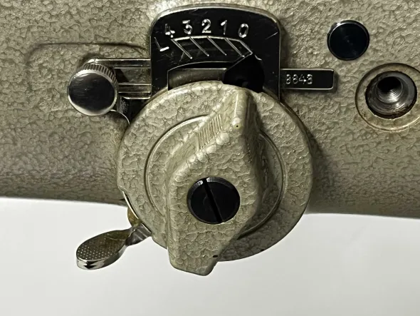 PFAFF 138 zig zag Like New Conditions