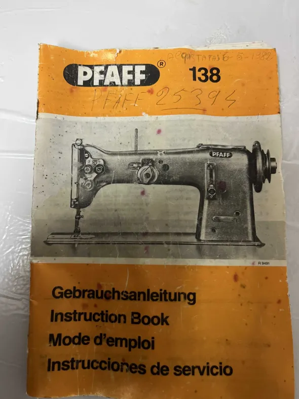 PFAFF 138 zig zag Like New Conditions