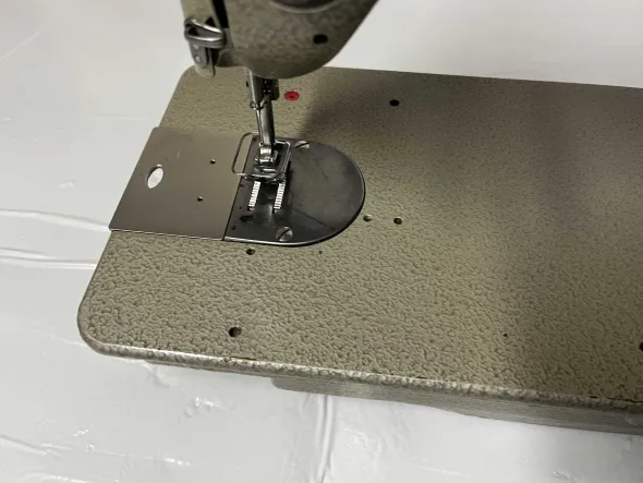 PFAFF 138 zig zag Like New Conditions