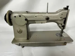 PFAFF 138 zig zag Like New Conditions