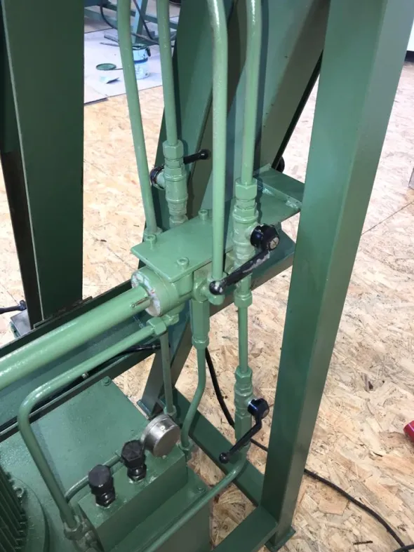 PG967 - 1301Strettoio a barre Italpresse