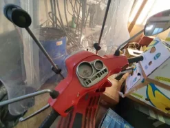 14#6105 Piaggio Vespa