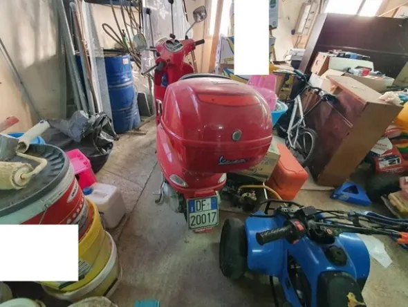 14#6105 Piaggio Vespa