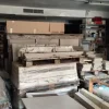 Piastrelle di vario materiale e di diverse dimensioni