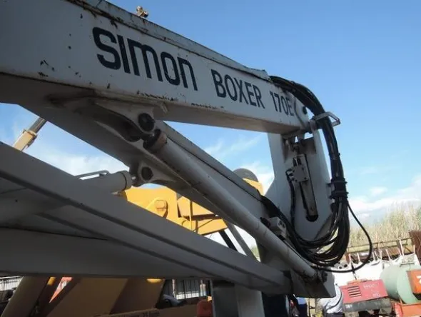 5#3113 Piattaforma a braccio articolato Simon