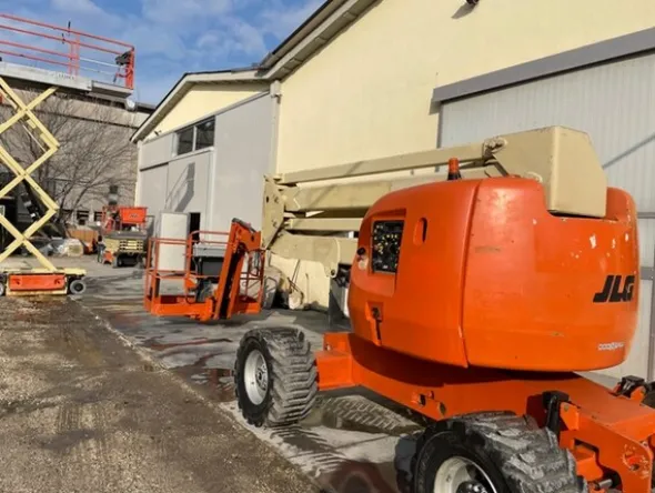 6#5755 Piattaforma aerea Boomlift JLG