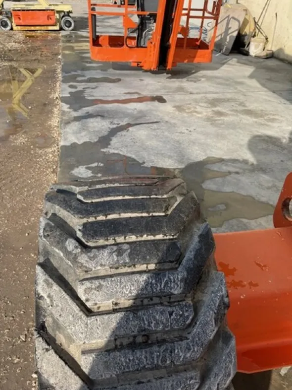 6#5755 Piattaforma aerea Boomlift JLG