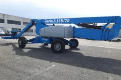 1#4535 Piattaforma aerea semovente girevole Genie z135/70