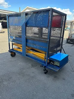 Piattaforma elettrica a forbice