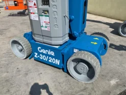 2#4535 Piattaforma semovente girevole articolata Genie z-30/20n