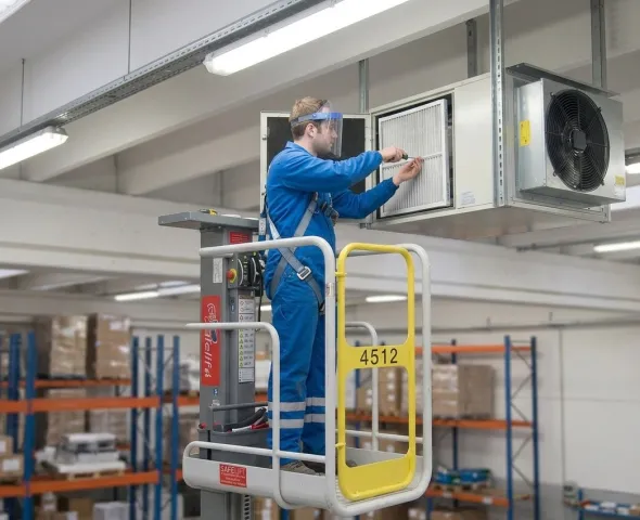 Piattaforma usata per lavori in quota 5 metri