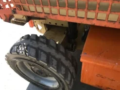 3#2833 Piattaforma verticale a pantografo Jlg 4069LE