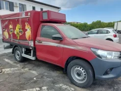 7#7221 Pick up Toyota Hilux