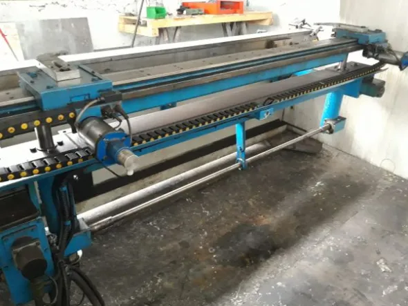 Piegatrice CBC mod. HS 130/31
