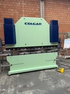 Piegatrice Colgar 3000x180 ton CNC 6 assi