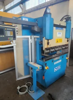 Piegatrice Lamiera Mecos mod Syncro 30/1250