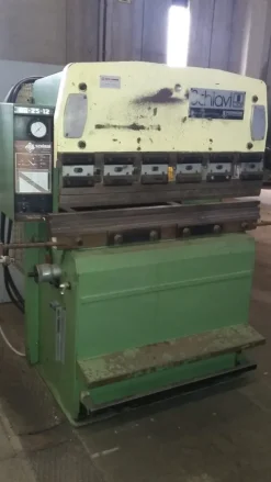 Piegatrice lamiera Schiavi Mod rg 25/12