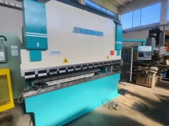 Piegatrice lamiera Vimercati Mod 3050 mm x 40 ton