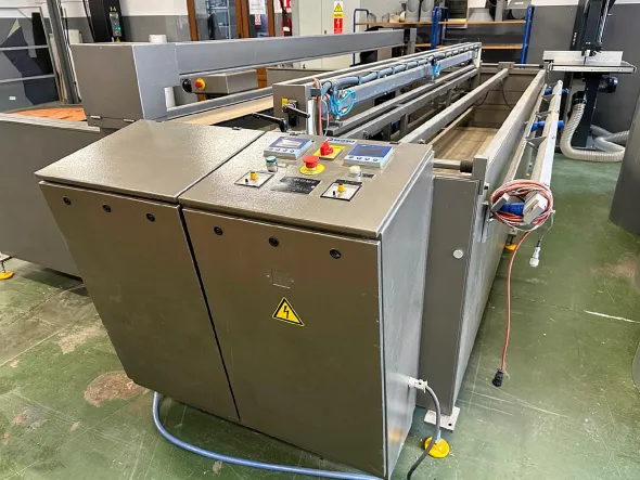Piegatrice per plastica WEGENER BM 301