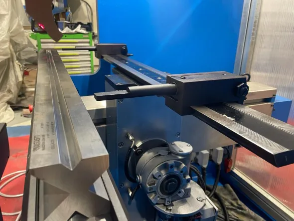 Piegatrice usata MECOS SYNCRO 30-1250 cnc 4 assi