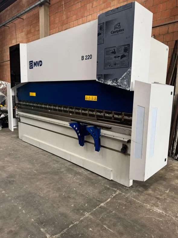 Piegatrice 4100x220 Ton CNC 6 assi