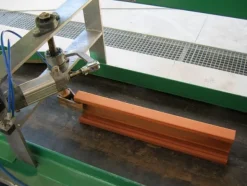 2#8403 Pinza disfapacchi