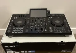 Pioneer DJ OPUS-QUAD, Pioneer XDJ-RX3, Pioneer XDJ-XZ
