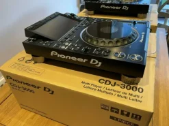 Pioneer DJ OPUS-QUAD, Pioneer XDJ-RX3, Pioneer XDJ-XZ