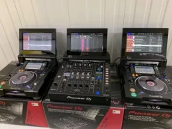 Pioneer DJ OPUS-QUAD, Pioneer XDJ-RX3, Pioneer XDJ-XZ