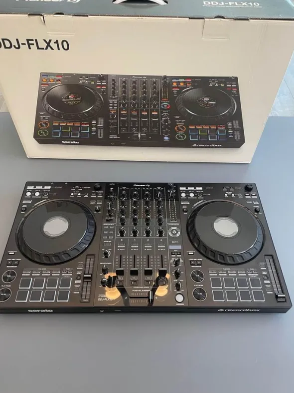 Pioneer DJ OPUS-QUAD, Pioneer XDJ-RX3, Pioneer XDJ-XZ