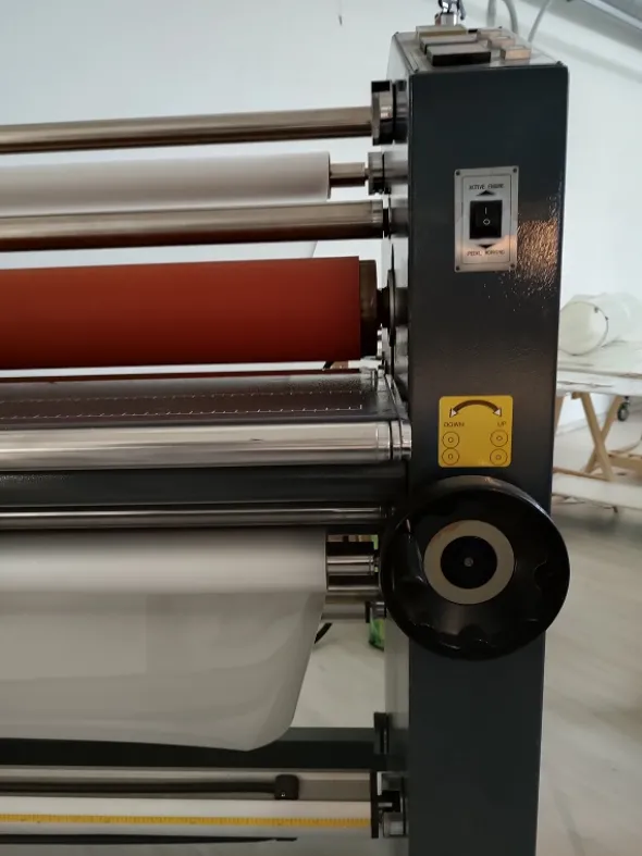 plastificatrice-laminatrice-calandra luce 110 cm