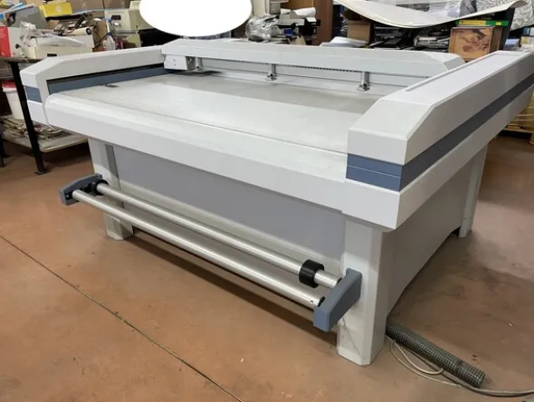 2#7246 Plotter da taglio Zund