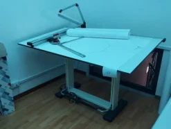 4#6058 Plotter HP Design Jet e Tecnigrafo Lenor