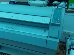 4#6058 Plotter HP Design Jet e Tecnigrafo Lenor