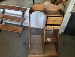 48#9481 Poltrone con mobili accessoti