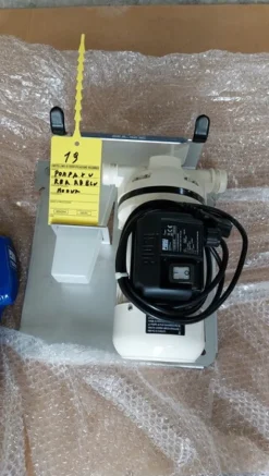 19#8048 Pompa autoadescante Suzzara Adblue