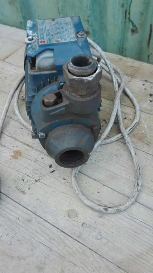 7#3783 Pompe elettriche Pedrollo e Mercedes