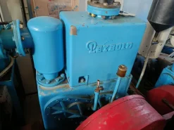 POMPE PER IL VUOTO LEYBOLD (VACUUM PUMP)