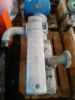 POMPE PER IL VUOTO LEYBOLD (VACUUM PUMP)